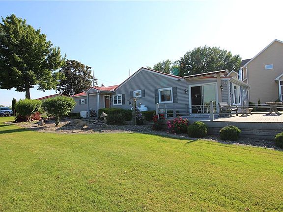 5th image of 3473 Lake Breeze Dr