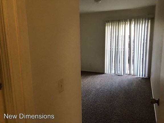 5th image of 217 S Harbin Ave APT 2