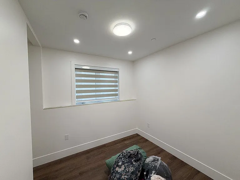 10XX E 62nd Ave — Photo 8