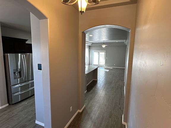 2nd image of 7011 Metro Park St
