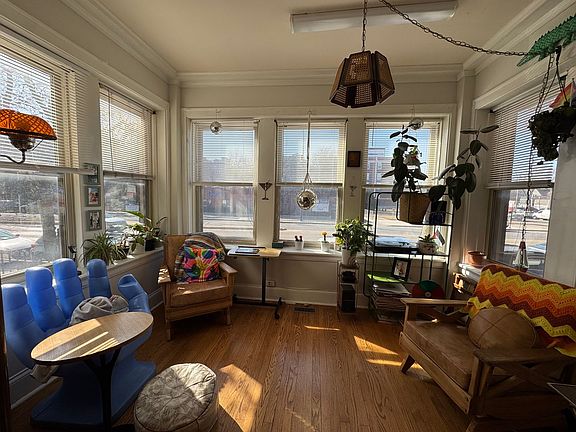 3rd image of 5019 N Ashland Ave #5021-1F