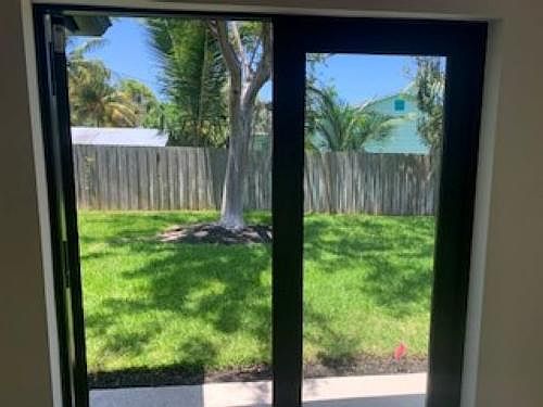 4th image of 2504 Oceanview Ave #1