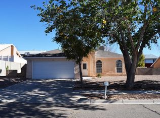 1374 Redondo Ct SW, Los Lunas, NM 87031