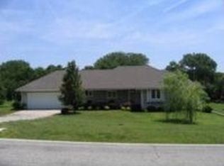 4040 NW Hoch Rd, Silver Lake, KS 66539