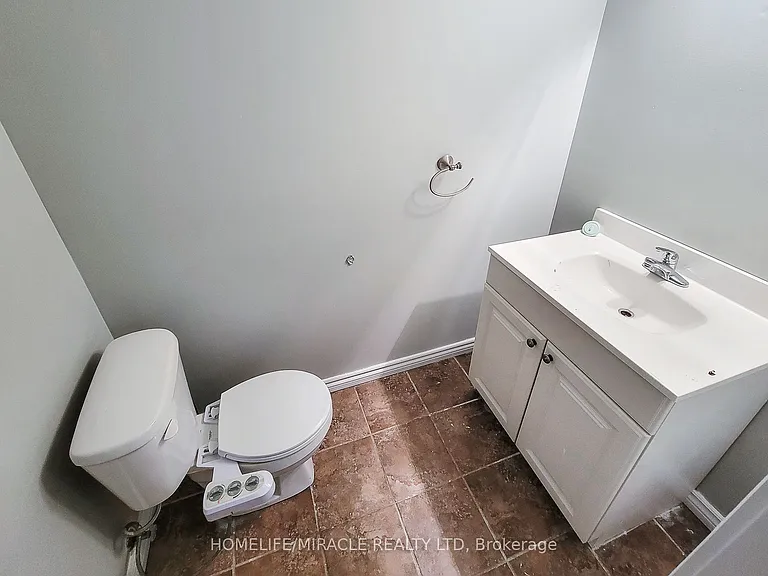 4559 Street Volodymyr Cres — Photo 45