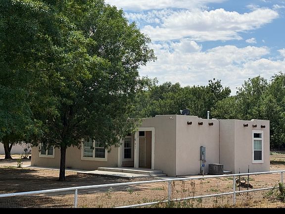 2nd image of 89B Edmundo Rd