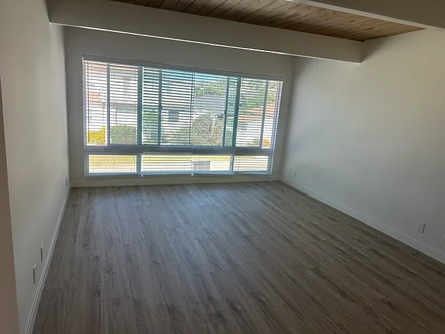 2 bed, 850 sqft, $2,800 — Photo 3