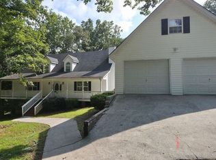 37 Spring Branch Dr, Dawsonville, GA 30534