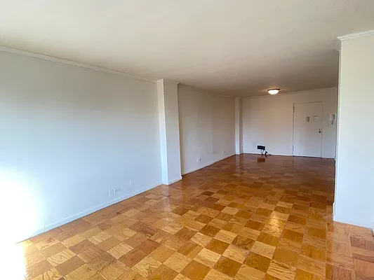 Rented by REAL New York | media 22