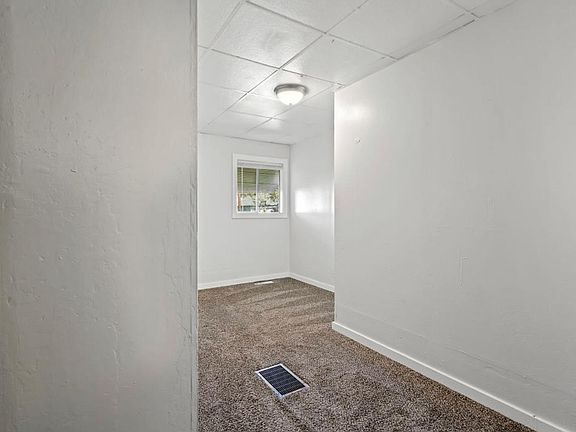 2nd image of 612 S 15th Ave Unit B
