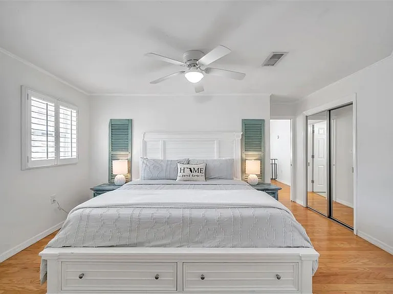 1261 12th Ct SW — Photo 32