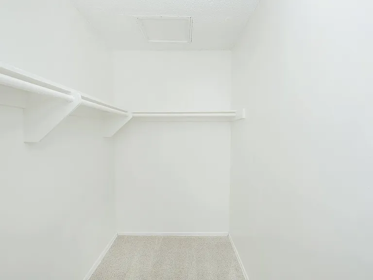 Orleans Apartment Homes — Photo 25