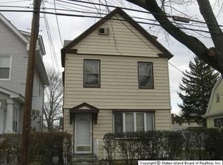 75 Midland Ave, Staten Island, NY 10306