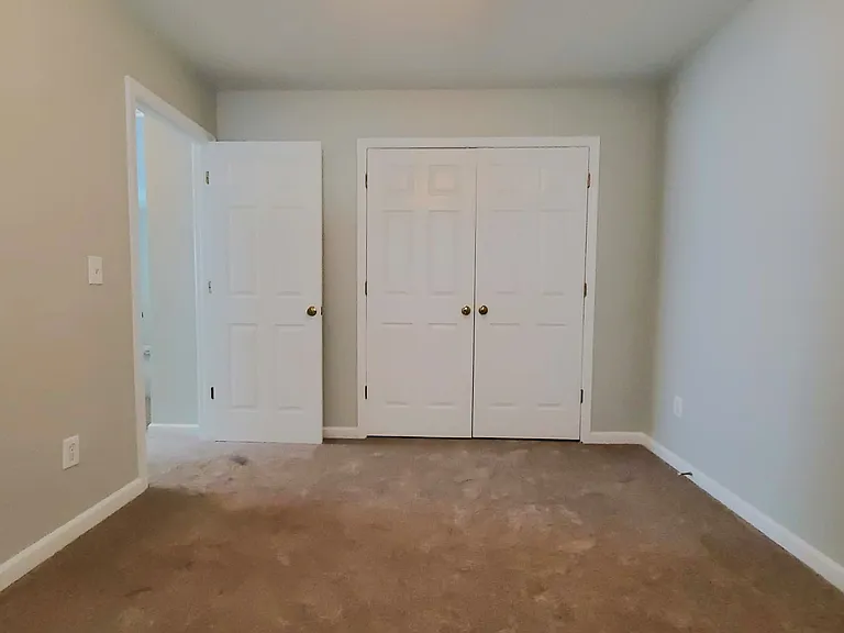 300 Cottonwood Creek Cir — Photo 29