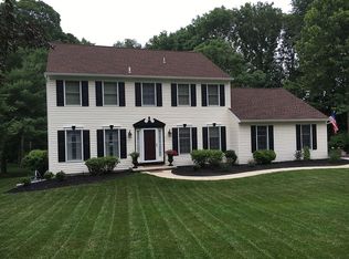 306 Sissinghurst Dr, West Chester, PA 19382