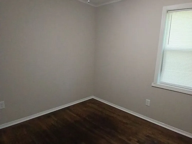 519 Simpson Ave #2 — Photo 8