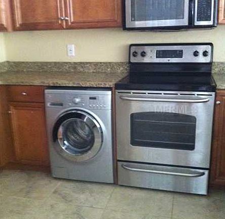 4th image of 2760 Coconut Bay Ln #215