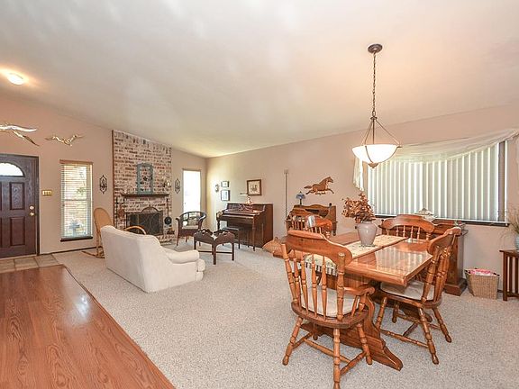 5th image of 22814 Braken Carter Ln