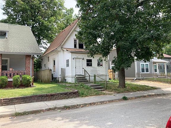 2nd image of 3107 N Broadway St