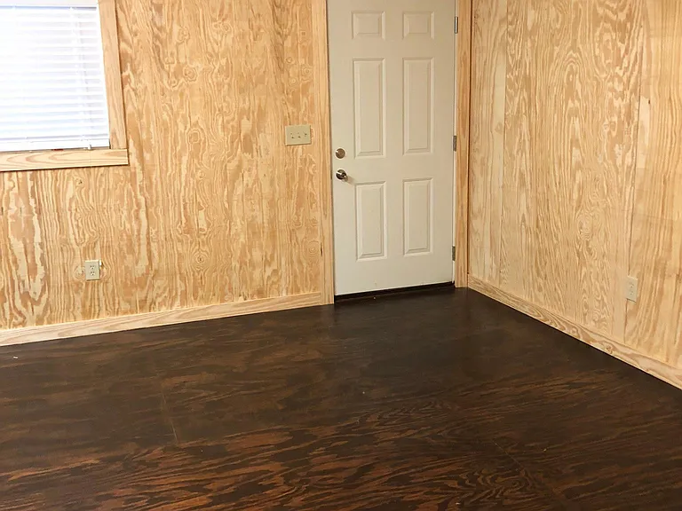 2624 FM 346 N — Photo 10