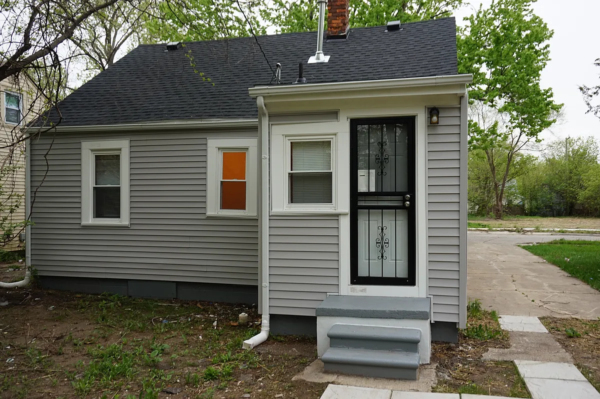 Building Photo - 2202 Isabelle St