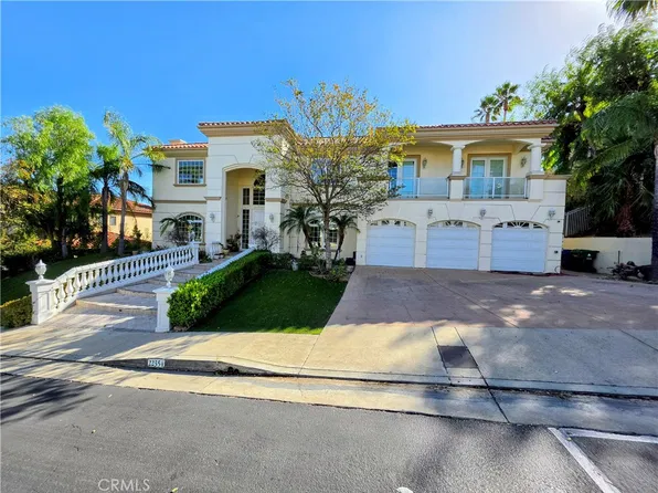 22354 S Summit Ridge Cir, Chatsworth, CA 91311