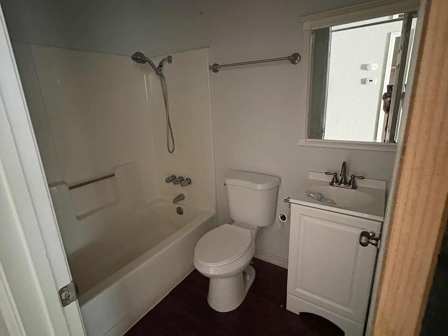 3 bed, 1332 sqft, $2,250 — Photo 2