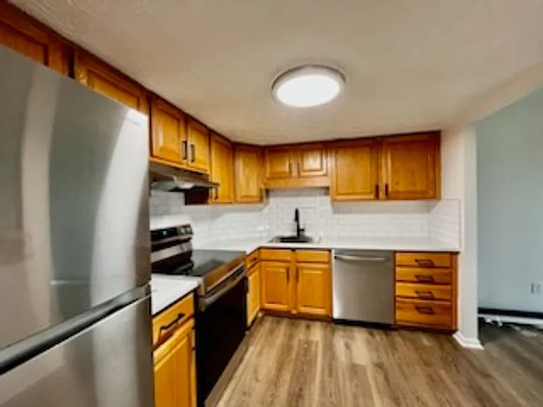 20201 Lorain Rd — Photo 30