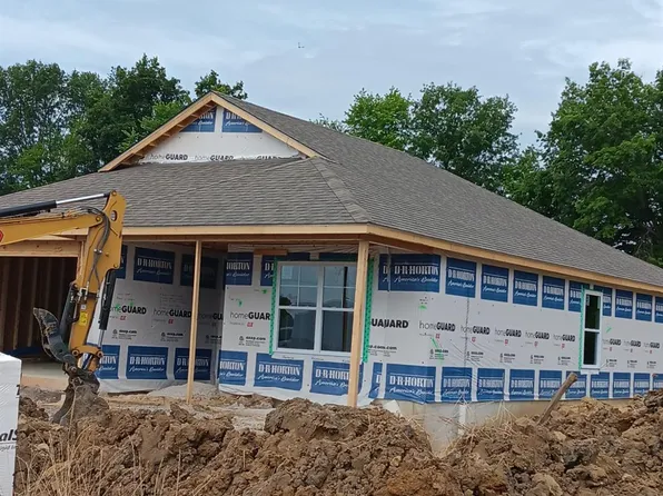 140 Lonny St, Mount Orab, OH 45154