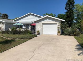 307 Paradise Ln, Edgewater, FL 32132