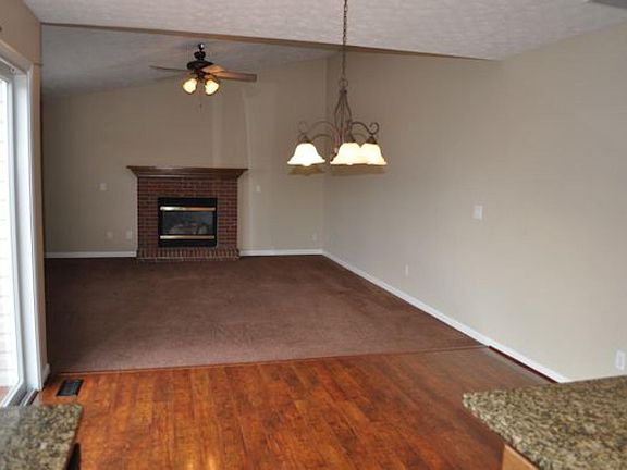 5th image of 329 Fibles Run Ct