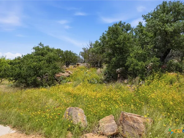 30 Peninsula Dr, Burnet, TX 78611