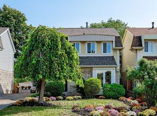 1144 Jamesway Blvd, Oakville, ON L6H 2Z7