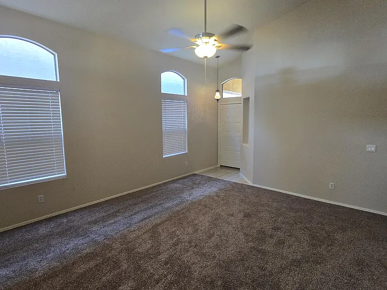 8362 W Melinda Ln — Photo 7