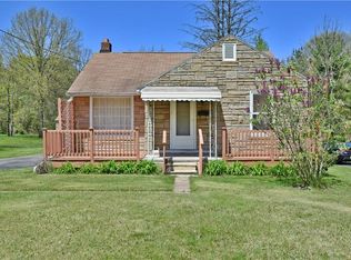 884 Indianola Rd, Youngstown, OH 44512