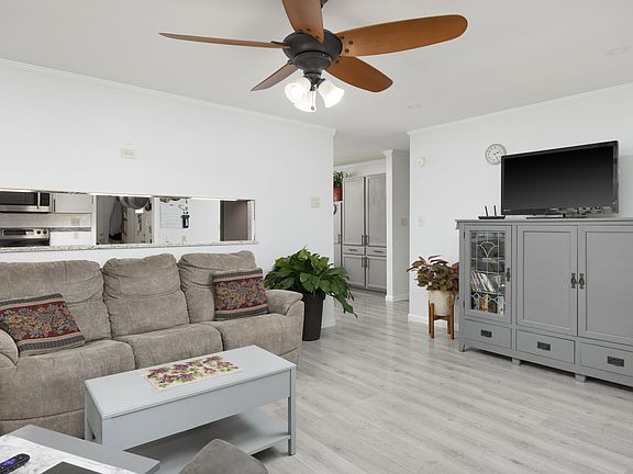5th image of 2628 Lynda Cir SE
