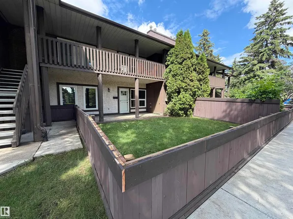 164 Surrey Gdns NW, Edmonton, AB T5T 1Z3