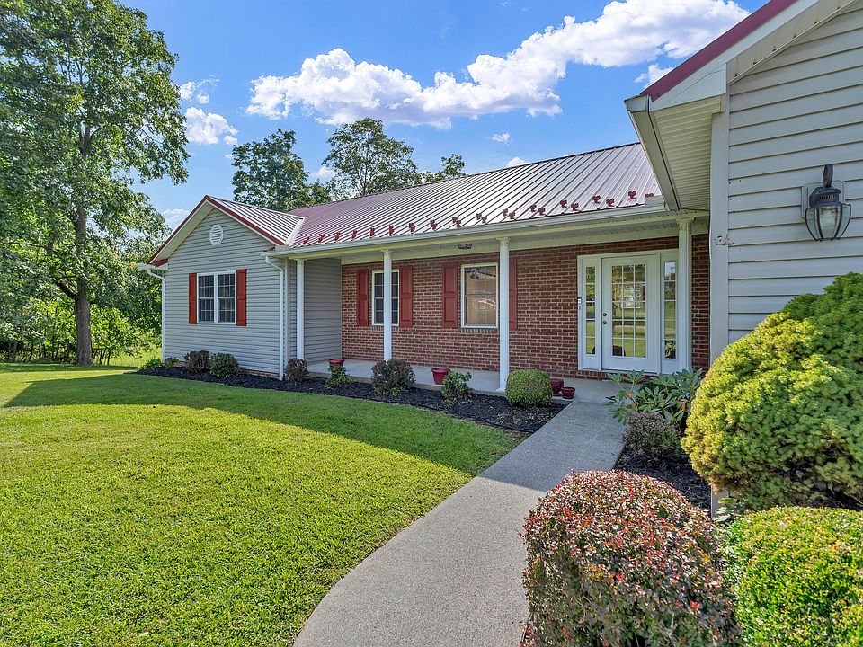 1st image of 3190 Sweet Springs Valley Rd