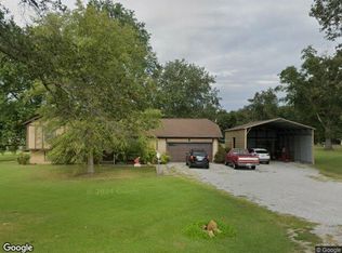 12361 N Benton Rd, Benton, IL 62812