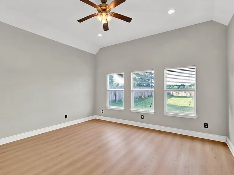 5395 Kyla Cir — Photo 9