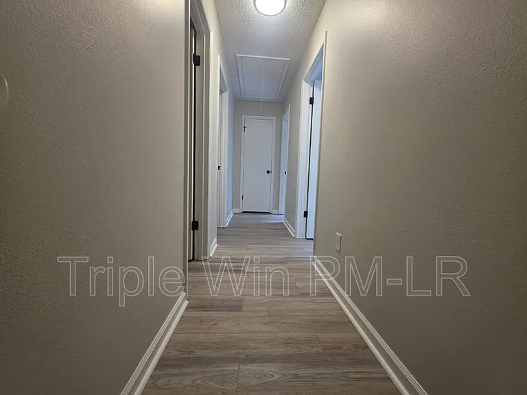 12320 Shawnee Forest Dr — Photo 17