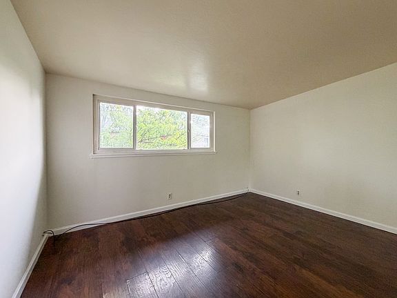 5th image of 610 15th St #612