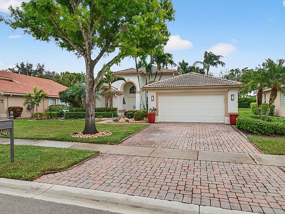 4th image of 11511 Pamplona Boulevard