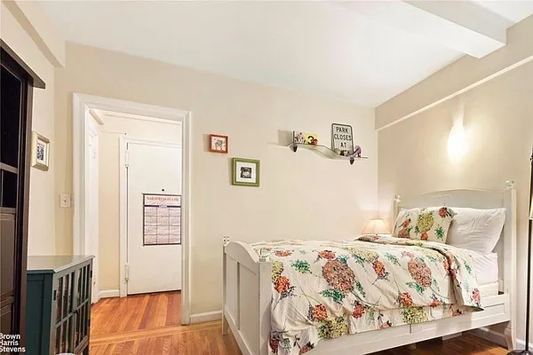 Rented by Brown Harris Stevens | media 8