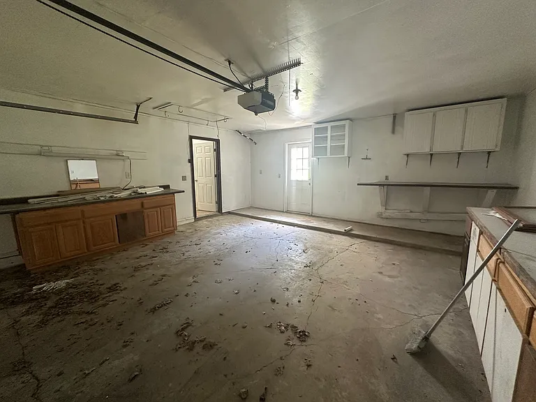 7833 S Harvard Ave — Photo 37
