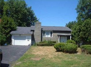 3025 Saint Paul Blvd, Rochester, NY 14617