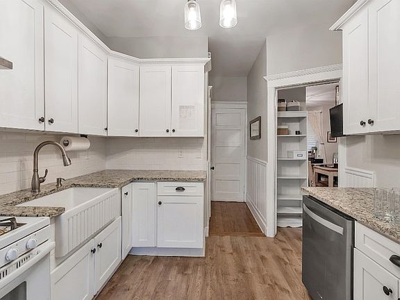 2nd image of 7405 2nd Ave