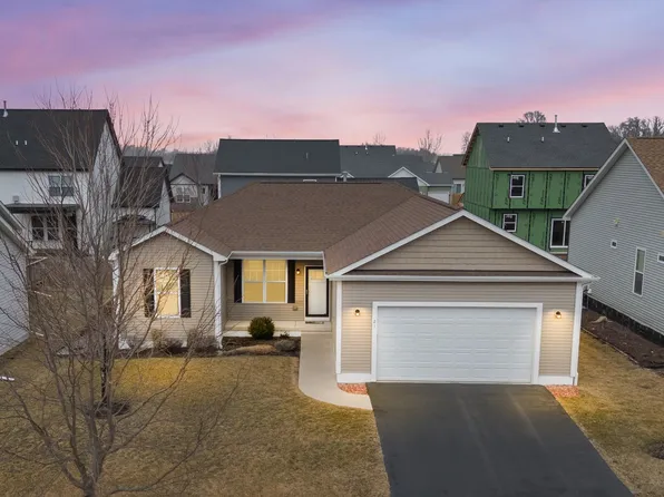 21 W Winterberry Ave, Cortland, IL 60112