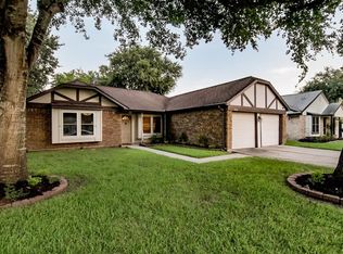 2807 Sugar Wood Dr, League City, TX 77573