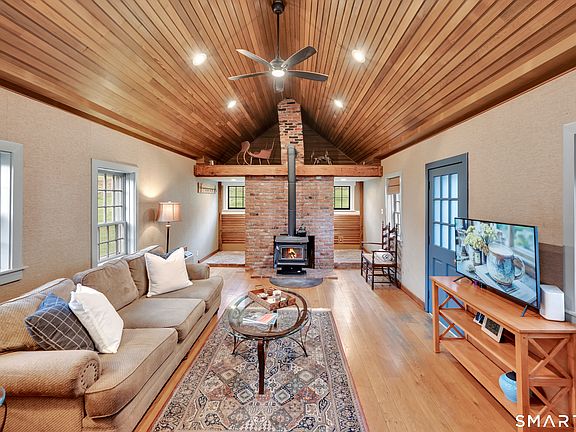 4th image of 271 Cherry Brook Road